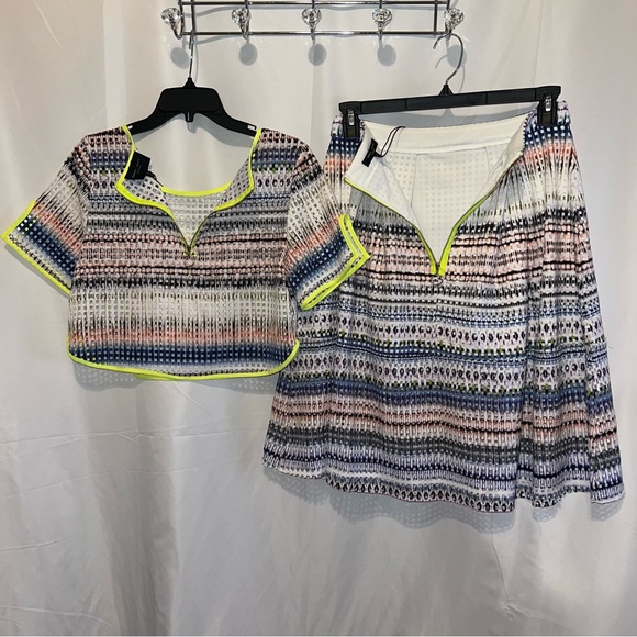 Romeo + Juliet Neon Multi Ombre Perforated Zip-Up Two Piece Crop Top Skirt Set - Picture 11 of 12